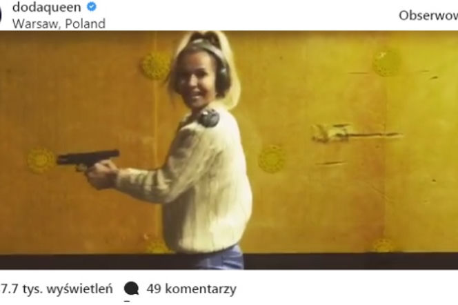 Doda na strzelnicy - Pitbull robi z niej twardzielkę [VIDEO]
