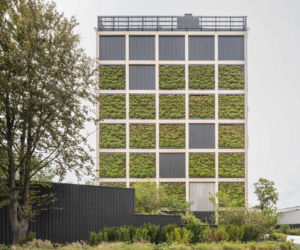 Budynek biurowo-administracyjny w kampusie CD PROJEKT RED