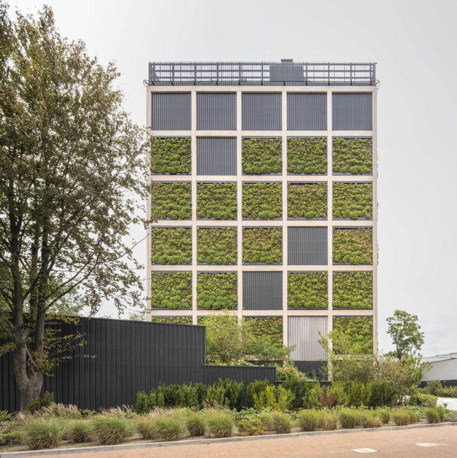 Budynek biurowo-administracyjny w kampusie CD PROJEKT RED