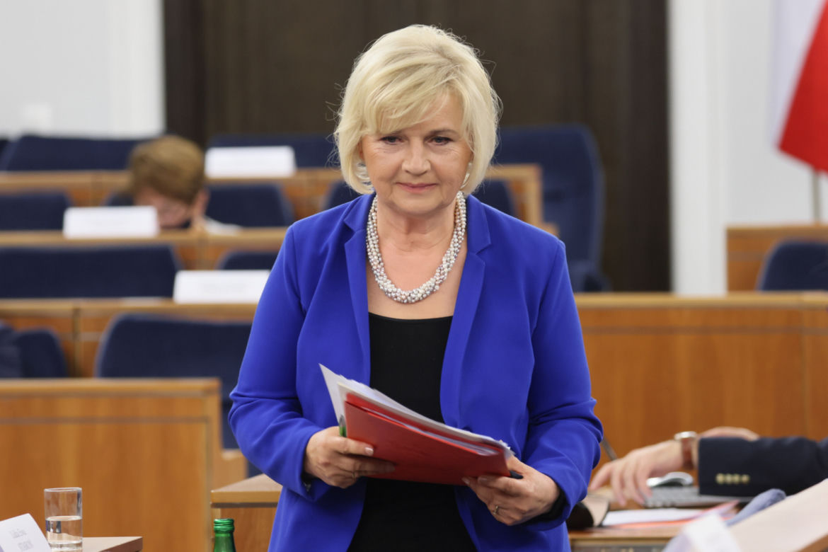 Lidia Staroń maglowana w Senacie