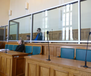 “Fałszywy ksiądz uśmiercał pacjentów”