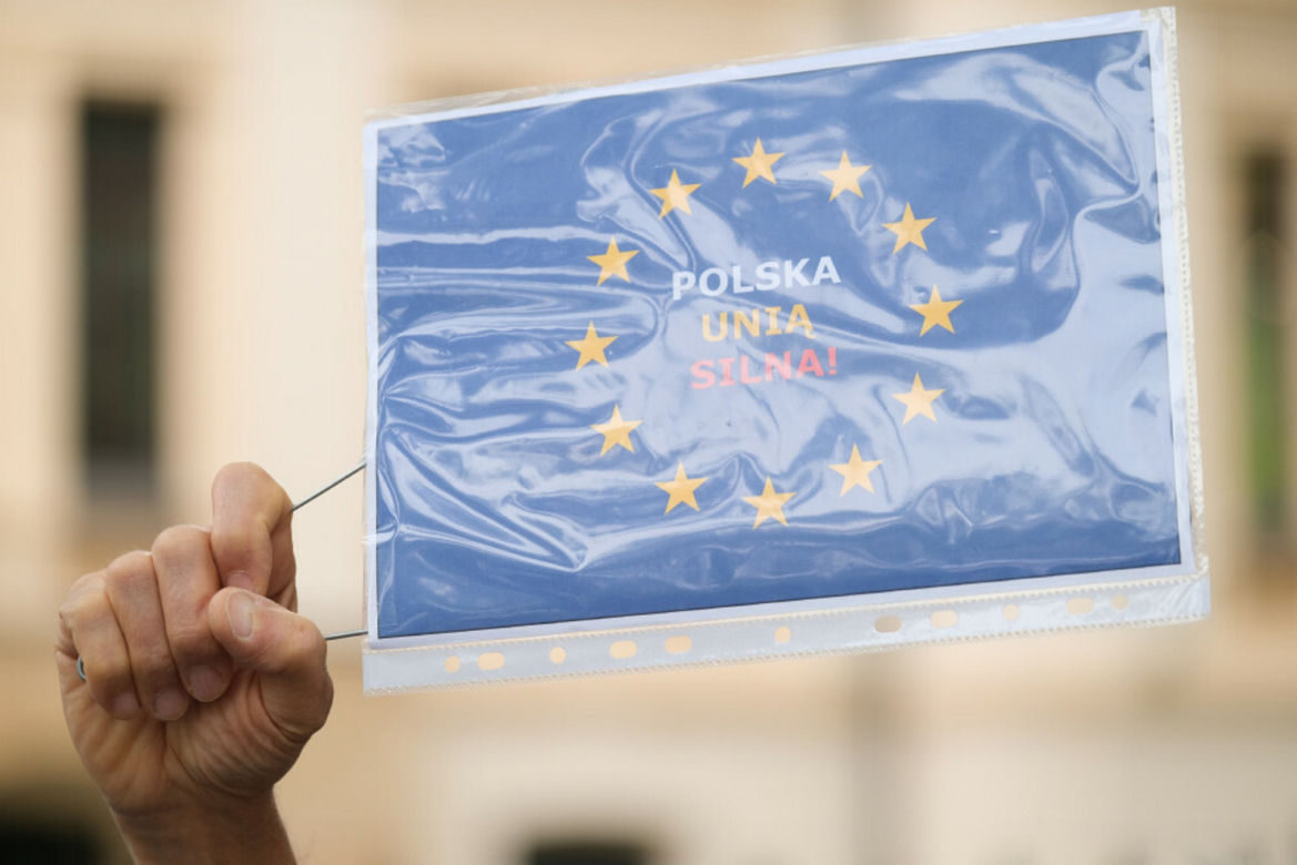 Trybunał konstytucyjny podzielił Polskę