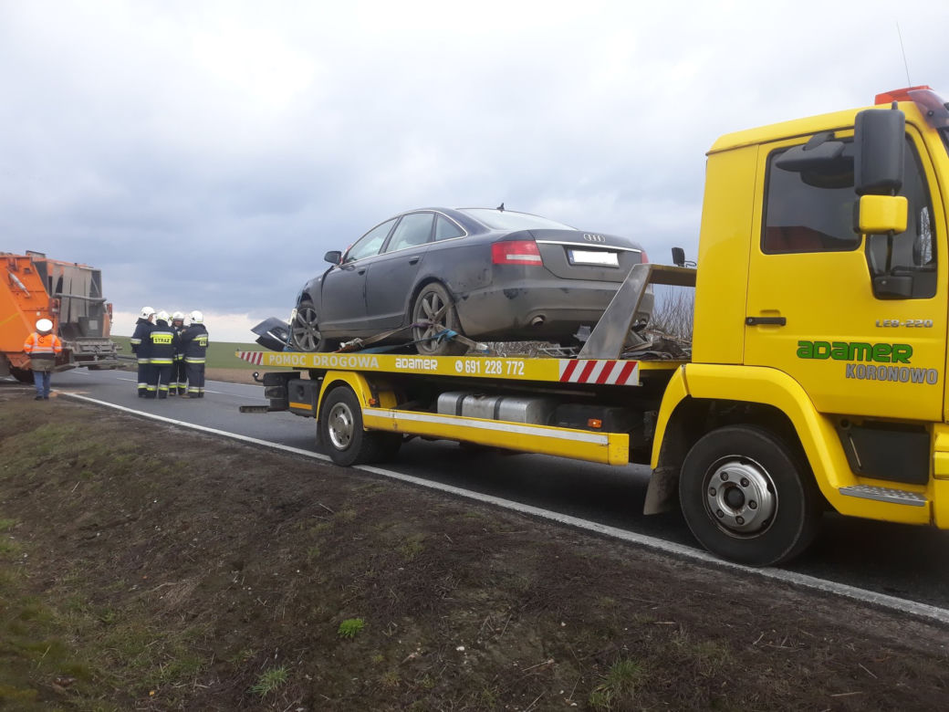 Wypadek na DK 25 w Nowym Dworze! Spore utrudnienia dla kierowców! [ZDJĘCIA]