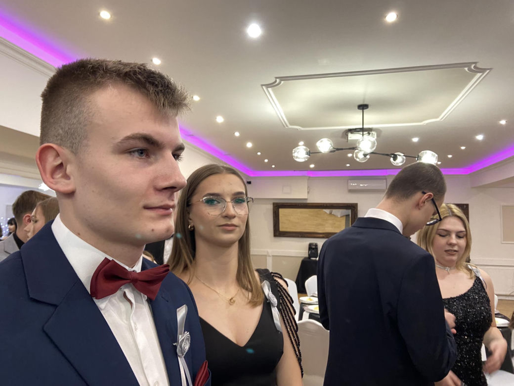 Bal studniówkowy 2024 II Liceum Ogólnokształcącego w Starachowicach