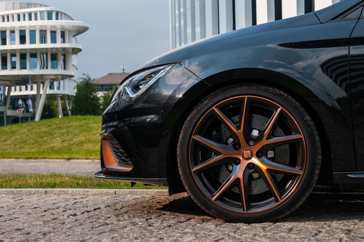 Seat Leon Cupra R 2.0 TSI 310 KM 6MT