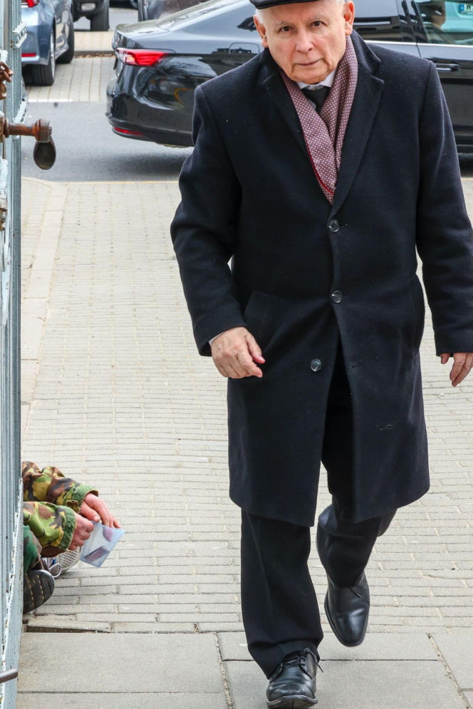 Tak Jarosław Kaczyński spędził Wielką Sobotę
