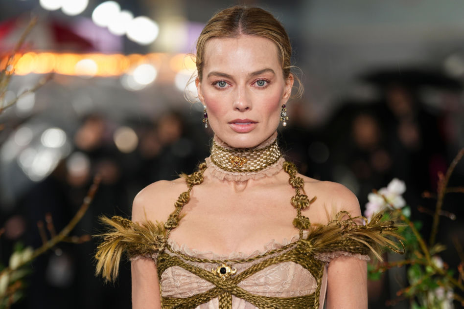 Jacob Elordi i Margot Robbie na premierze "Wichrowych Wzgórz"