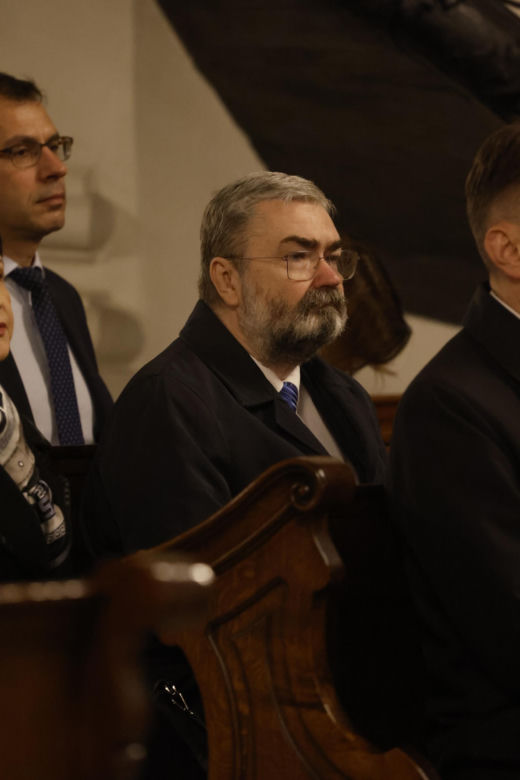 Jarosław Kaczyński z posłami na mszy św. w intencji Barbary Skrzypek
