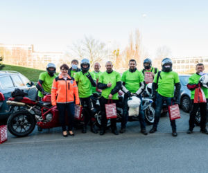 Koronawirus w Trójmieście. Jeżdżą na motorach i pomagają seniorom