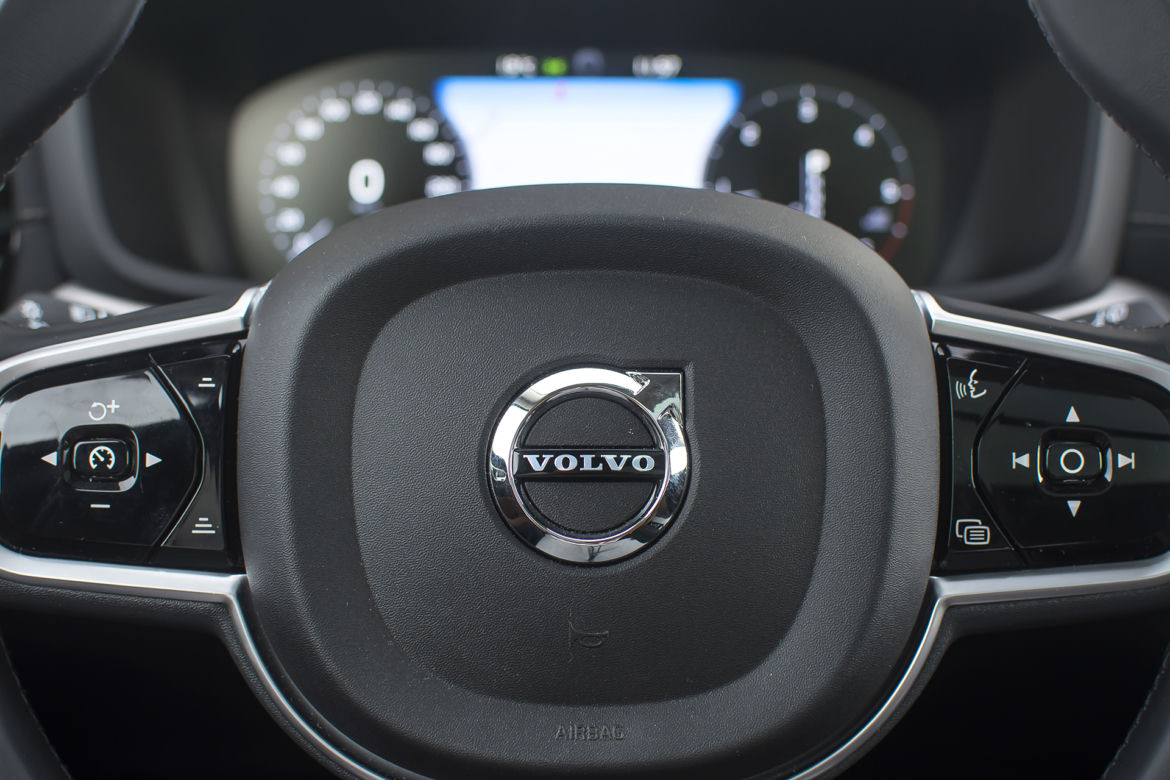 Volvo V60 D4 8AT Inscription