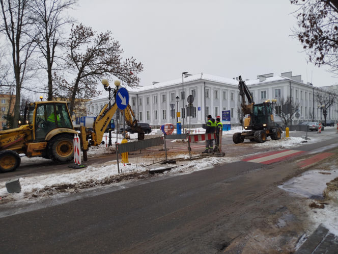 Awaria wodociągu przy ul. Piłsudskiego w Siedlcach