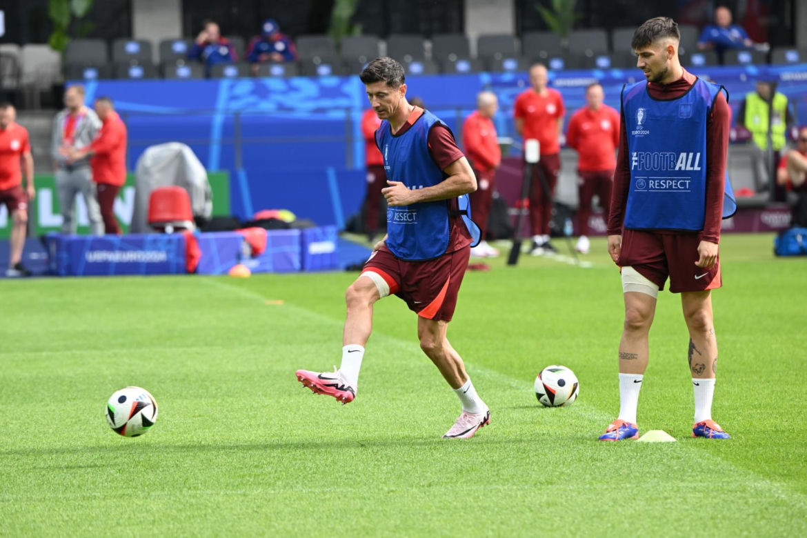 Ostatni trening reprezentacji Polski przed meczem z Austrią. Na stadionie Lewandowski i Dawidowicz 