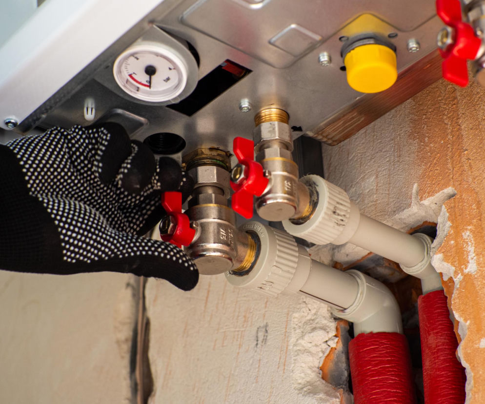 Izolacja rur ciepłej wody – klucz do mniejszych strat energii i niższych rachunków