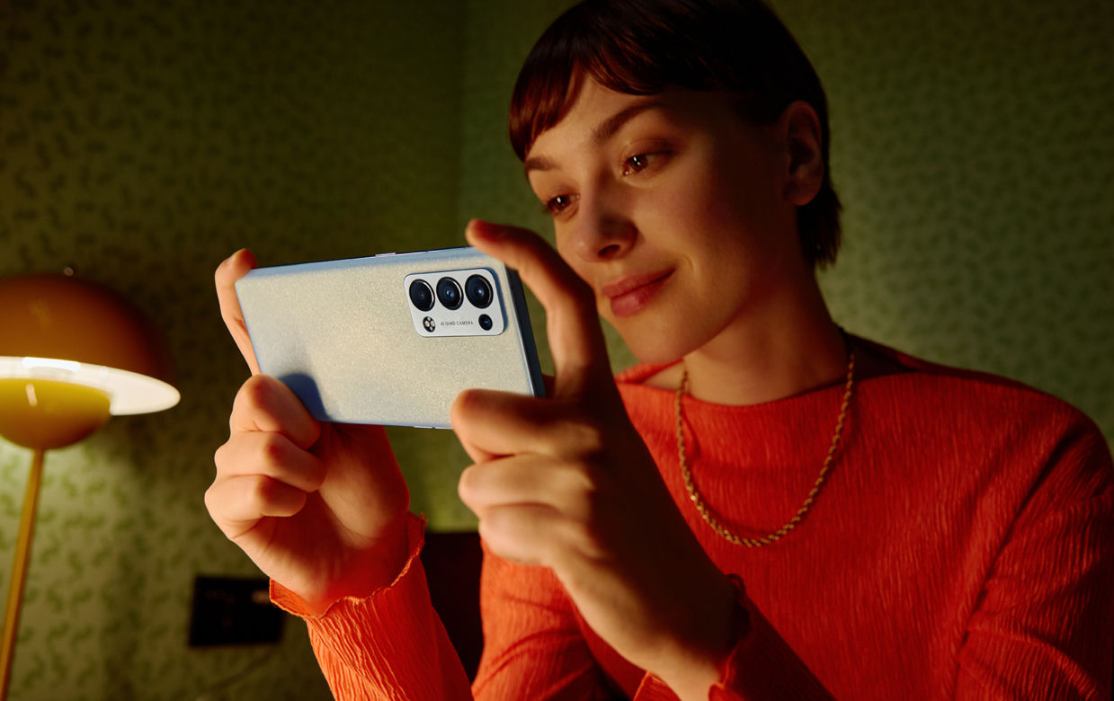 OPPO Reno6