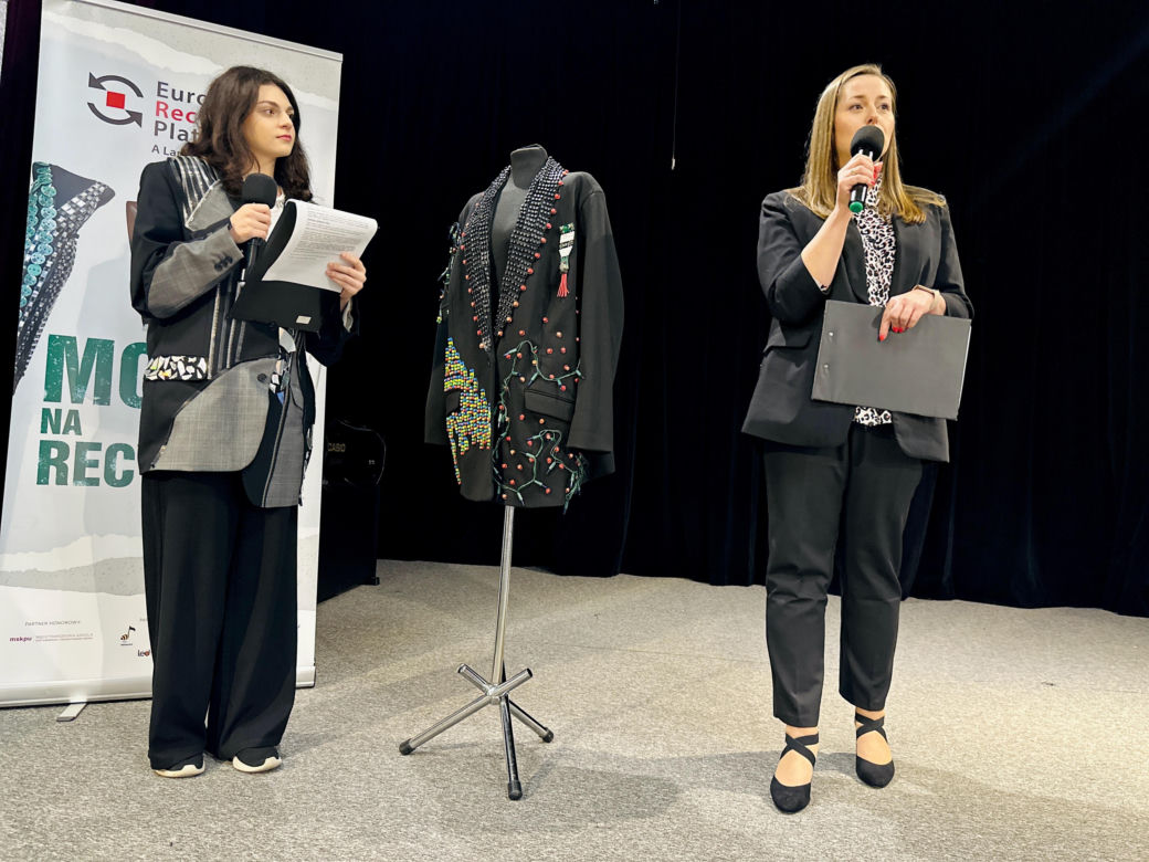 Szykowne śmieci – projekt „Moda na recykling” w gminie Mordy