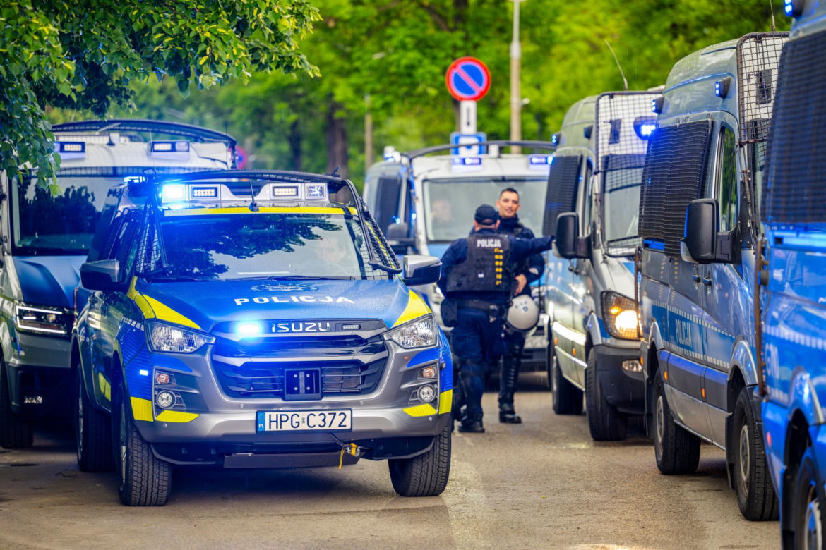 Wypadek samolotu w Warszawie! Nieoficjalnie: Są ofiary