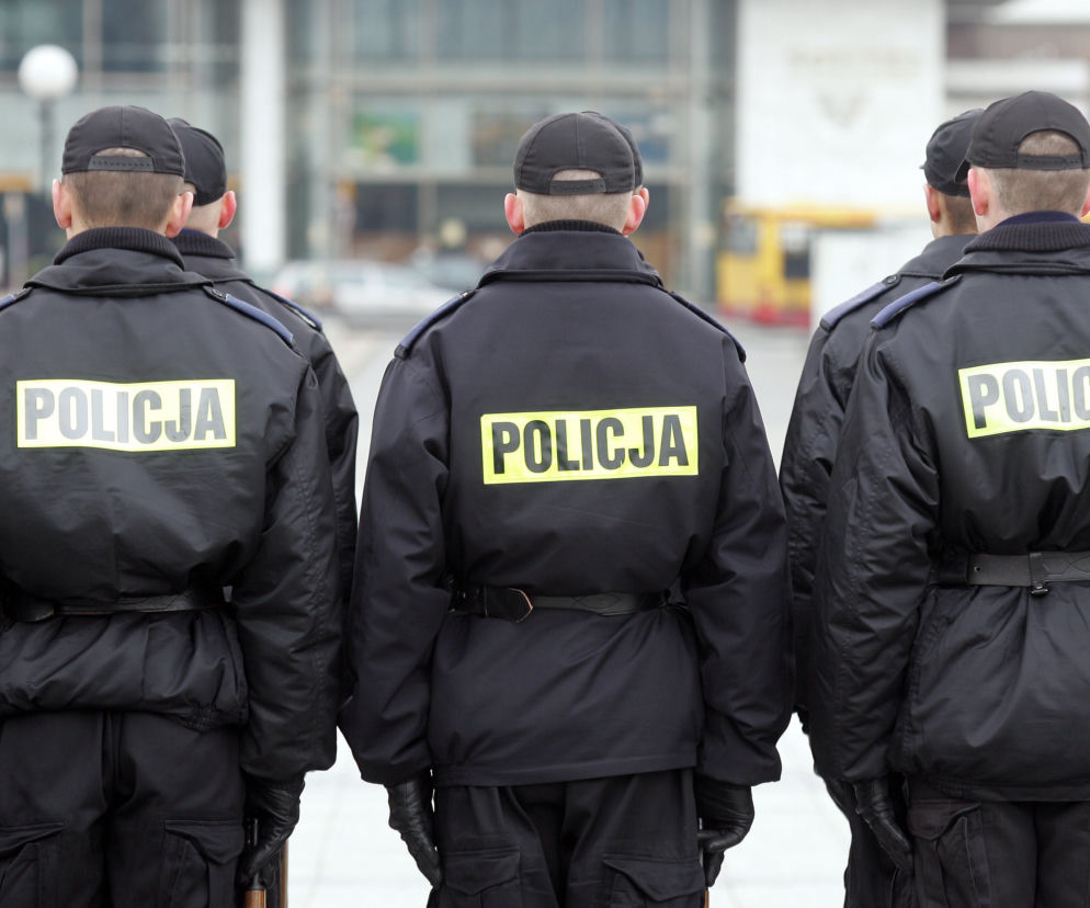 Policjant, policja, mundur