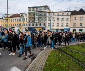 Strajk Kobiet: Protest w Gdańsku! Policja użyła gazu. 4 osoby zatrzymane [ZDJĘCIA]