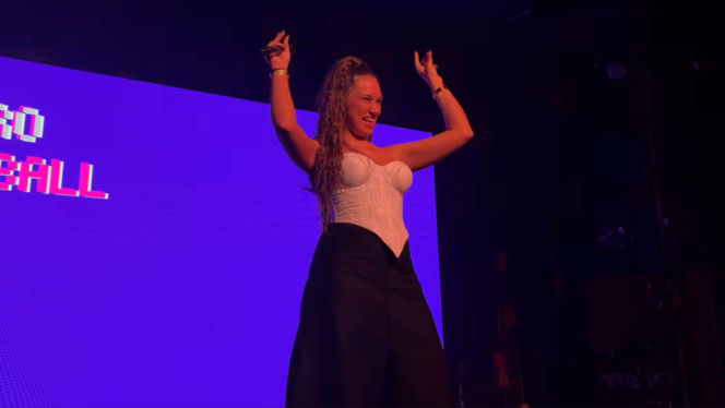 Alicja Szemplińska przed Eurowizją 2026 - Londonhagen Euroraveball