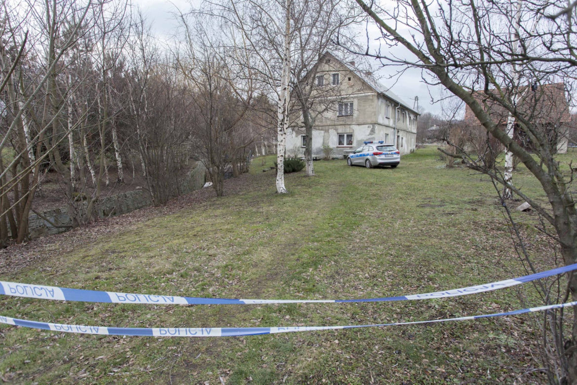 Satanista nożem i siekierą zarżnął dwie kobiety