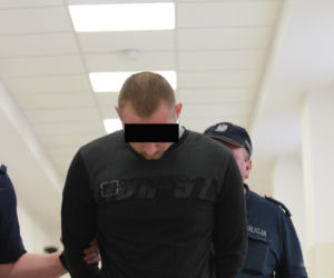 Kierowca zmiótł rodzinę na rowerach