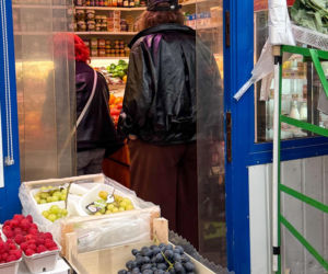 Agnieszka Fitkau-Perepeczko  na bazarku