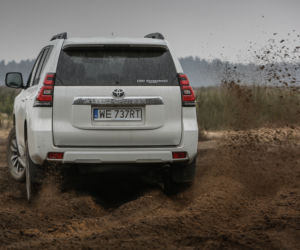 Toyota Land Ctruiser 2.8 D-4D 177 KM 6 A/T Invincible