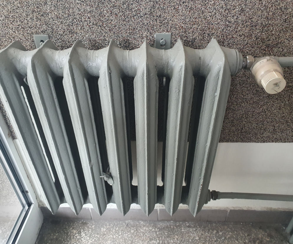 Kaloryfer w toruńskim bloku