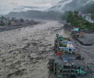 Nepal/ Już 903 ofiary śmiertelne powodzi błyskawicznej; gwałtowny wzrost liczby zaginionych