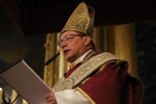 Kard. Grzegorz Ryś podczas ingresu: Pan z Tobą, krakowski Kościele!