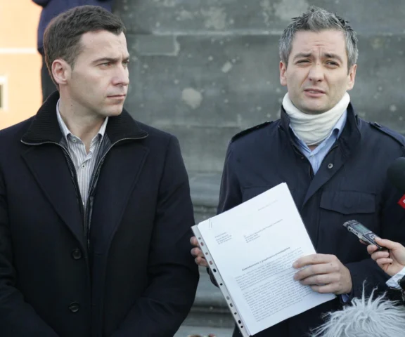 Robert Biedroń kończy 50 lat! Tak się zmieniał na przestrzeni lat