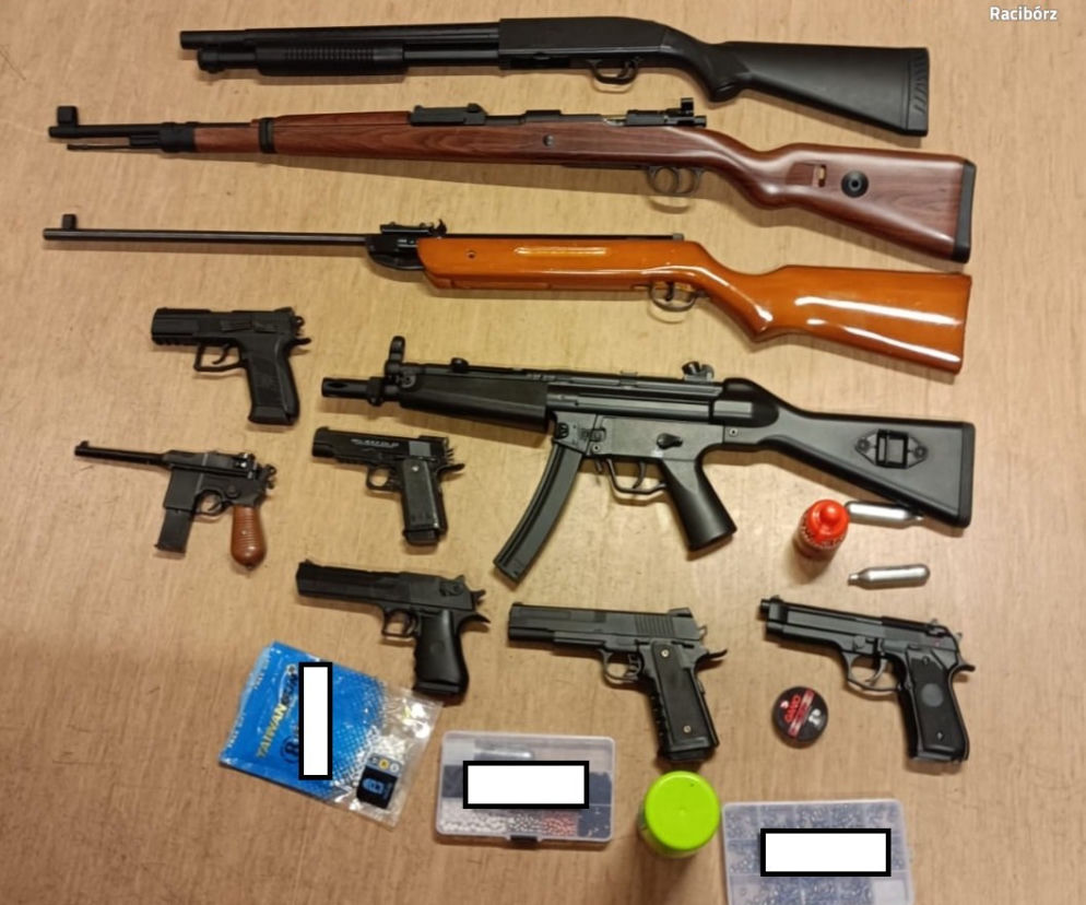 Racibórz. 13- i 15-latek strzelali do przypadkowych ludzi! Mieli w domu prawdziwy arsenał [ZDJĘCIA]