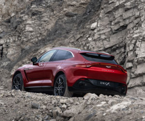 Aston Martin DBX (2020)