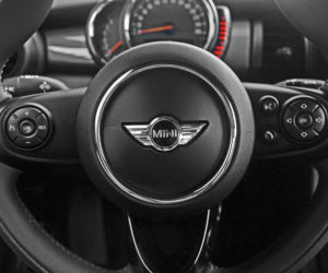 MINI Cooper z pakietem John Cooper Works