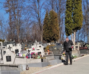 Grób zagłodzonej Madzi P. z Brzeznej 