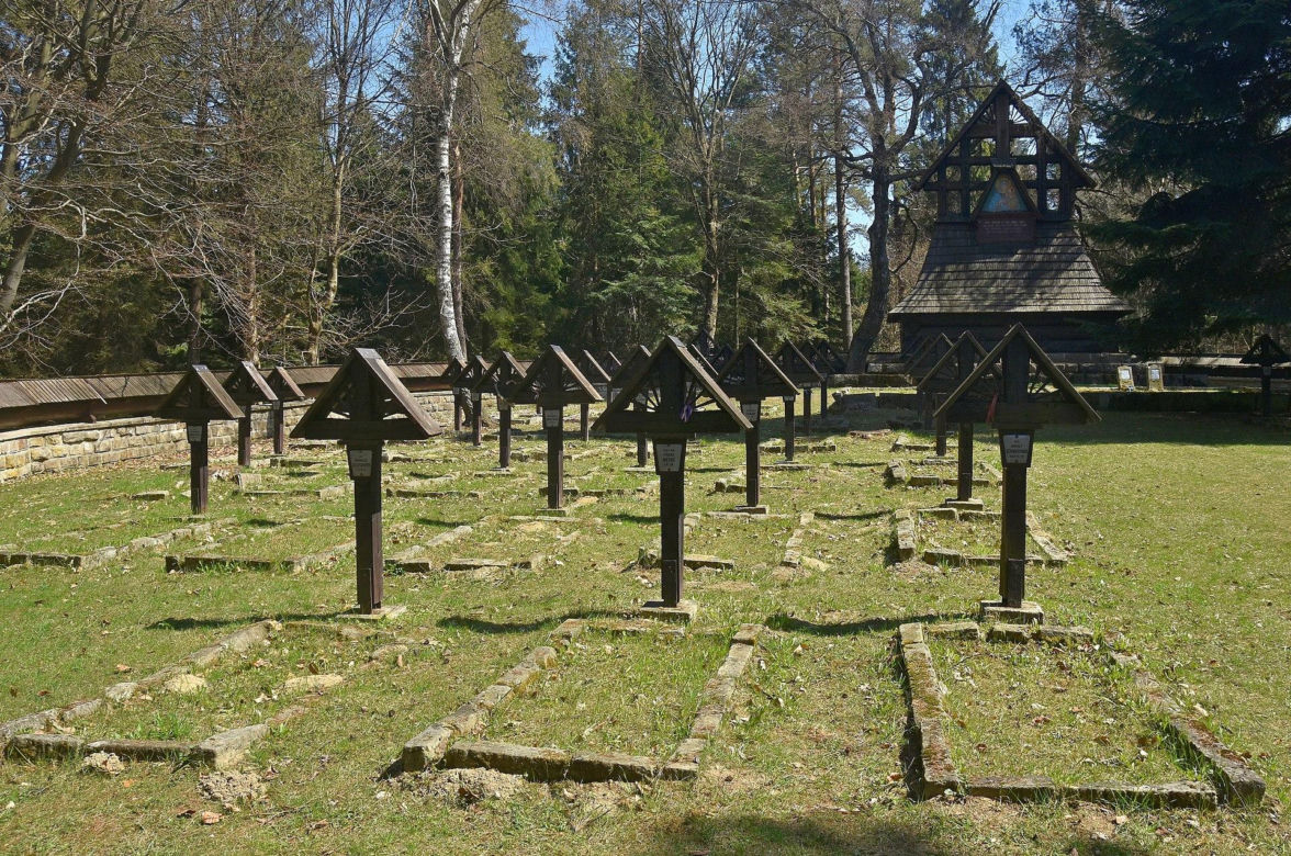 Cmentarz na Przełęczy Małastowskiej