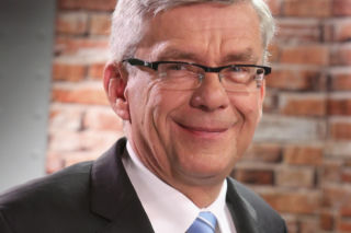 Stanisław Karczewski został dziadkiem. Pochwalił się wnukiem i padł ofiarą hejtu