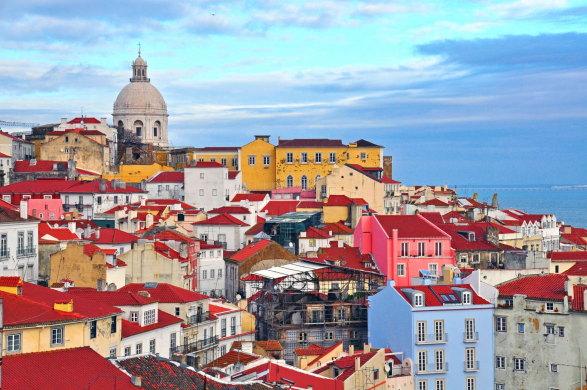 Portugalia: +184,2%
