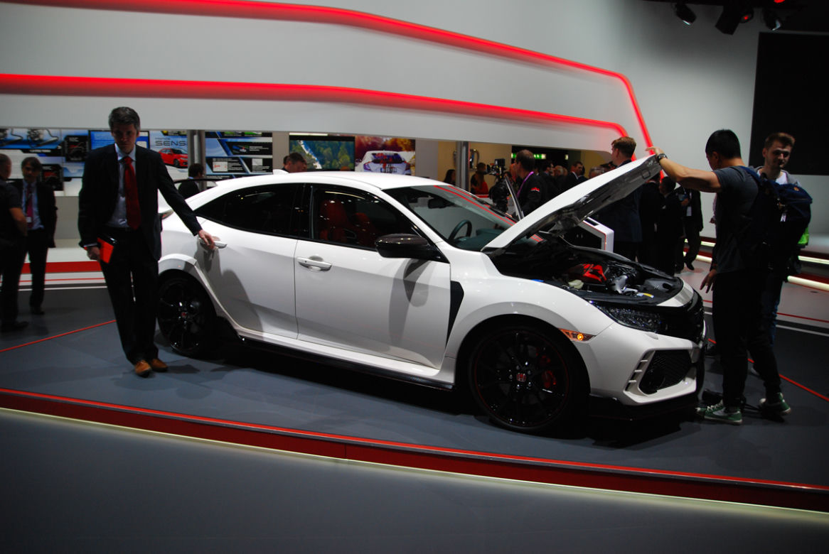 Genewa 2017 - Honda Civic