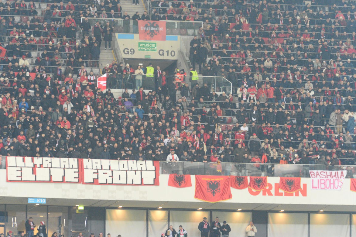 Tak się bawią kibice na meczu Polska - Albania. Gorąca atmosfera na PGE Narodowym