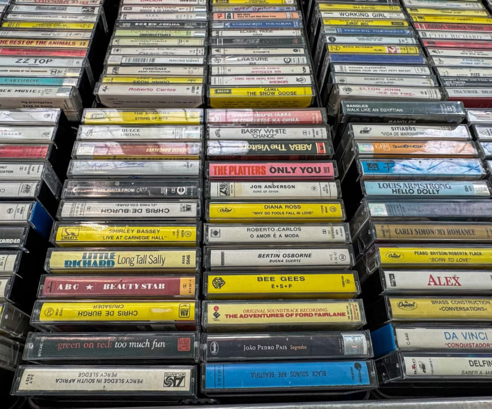 Nasi rodzice słuchali z nich muzyki. W PRL-u to był hit. Kolekcjonerzy szukają perełek