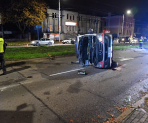 Szczecin: Wypadek karetki pogotowia.