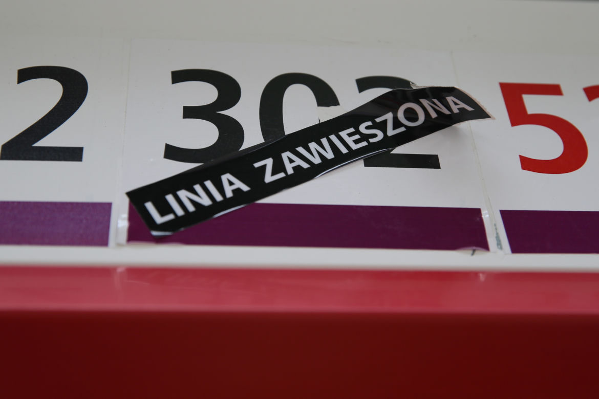 Skandaliczne cięcia w warszawskiej komunikacji miejskiej. Ujawniono nowe rozkłady jazdy