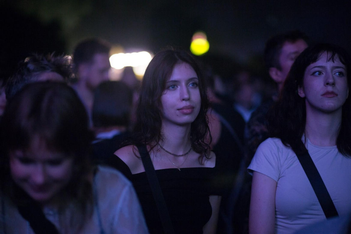 Tłumy na piątkowych koncertach podczas OFF Festivalu