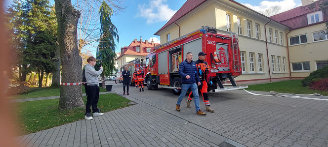 Próbna ewakuacja w zamojskim "rolniczaku"