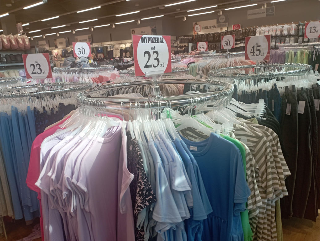 Sklep Woolworth w Poznaniu cieszy się dużą popularnością. Tak wygląda to miejsce trzy miesiące po otwarciu