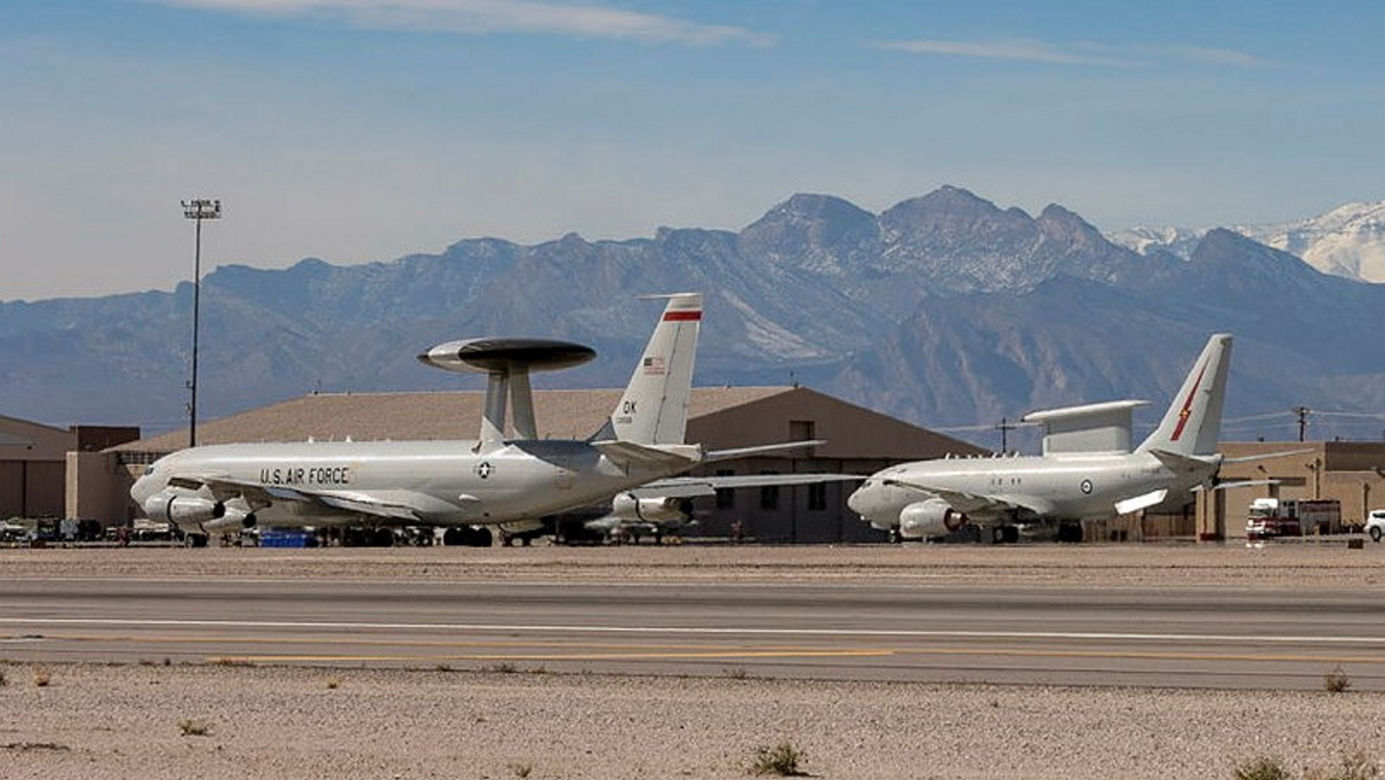 Amerykański E-3 Sentry i australijski E-7 Wedgetail