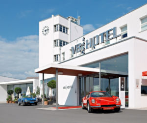 V8 Hotel - miejsce dla chłopców w każdym wieku
