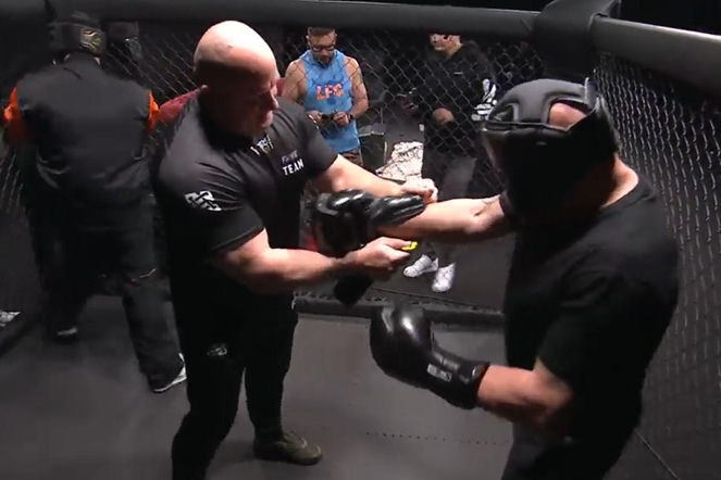 Szalona bijatyka Najmana z Boxdelem na programie FAME. Zaskakujący zwycięzca [WIDEO]