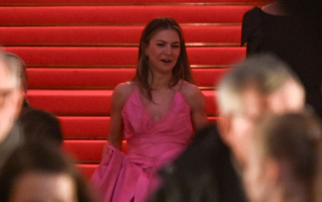 Anna Lewandowska wychodzi z Gali Mistrzów Sportu